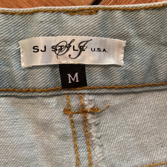 SJ Style Light Wash Denim Distressed Jean Shorts with Pink Rose Details - Picture 3 of 5